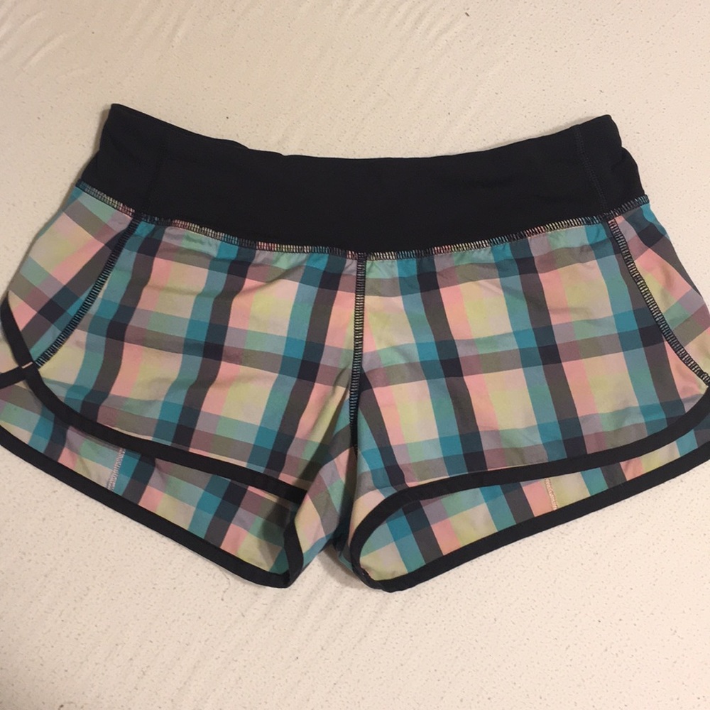 LULULEMON SHORTS!  super fun pattern!